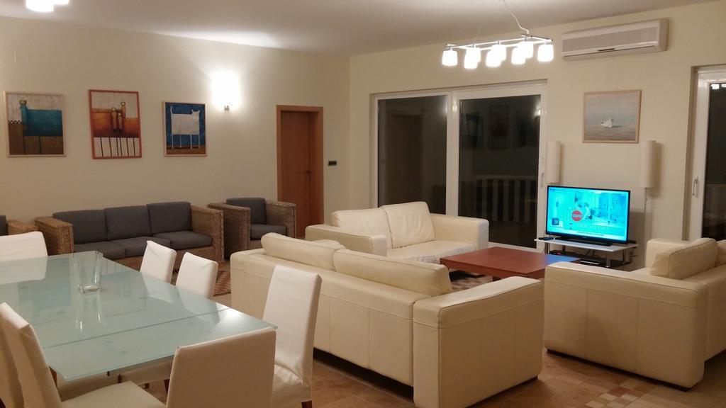 Apartments On Gorana Pavlova 24 Сутіван Екстер'єр фото