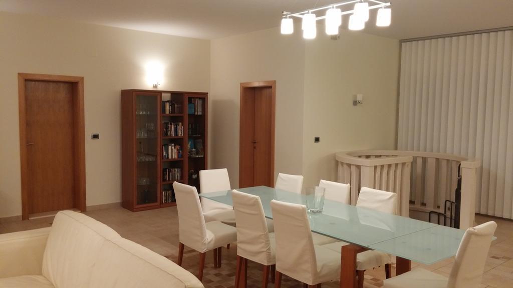 Apartments On Gorana Pavlova 24 Сутіван Екстер'єр фото